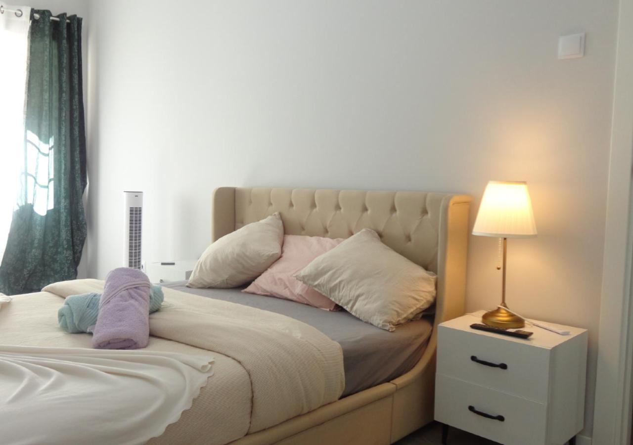 Chachino -5 Mins Walk To Train & Bus Station *