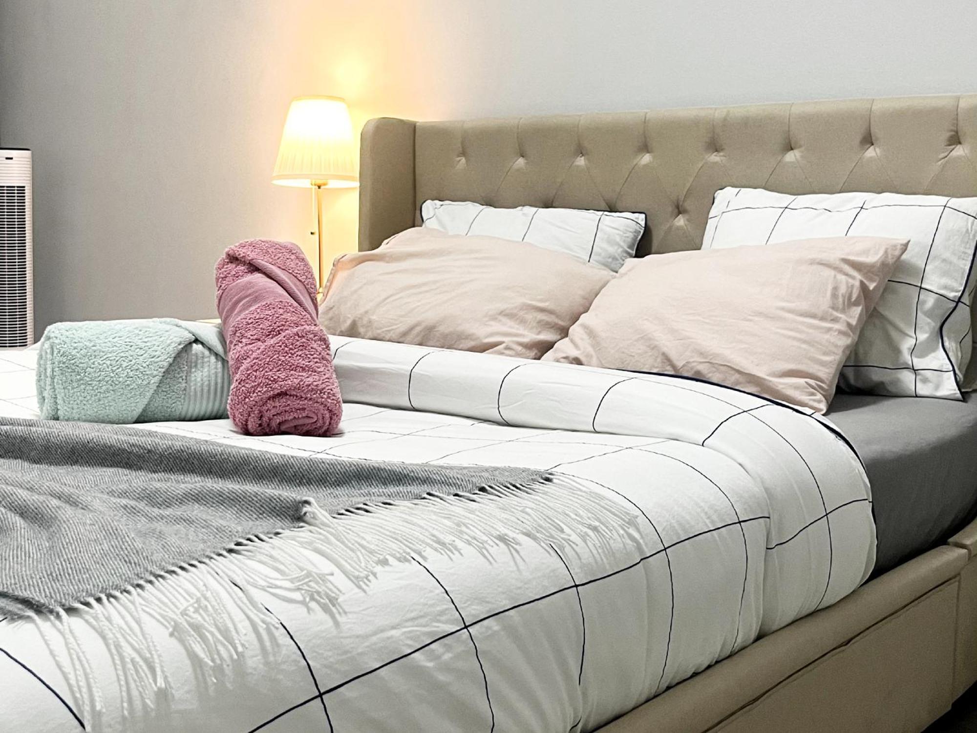 Chachino -5 Mins Walk To Train & Bus Station *