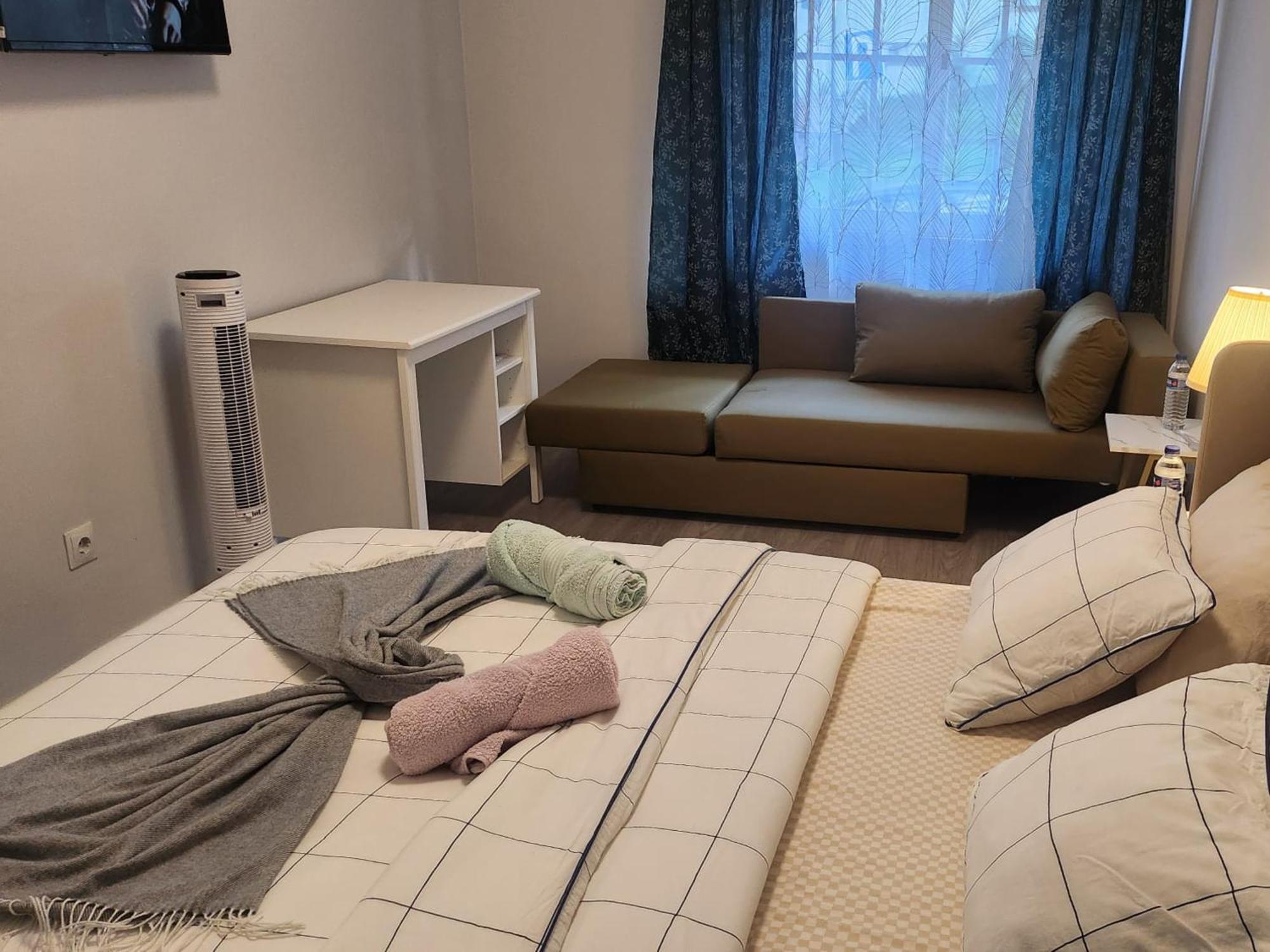 Chachino -5 Mins Walk To Train & Bus Station Apartment Agualva-Cacem